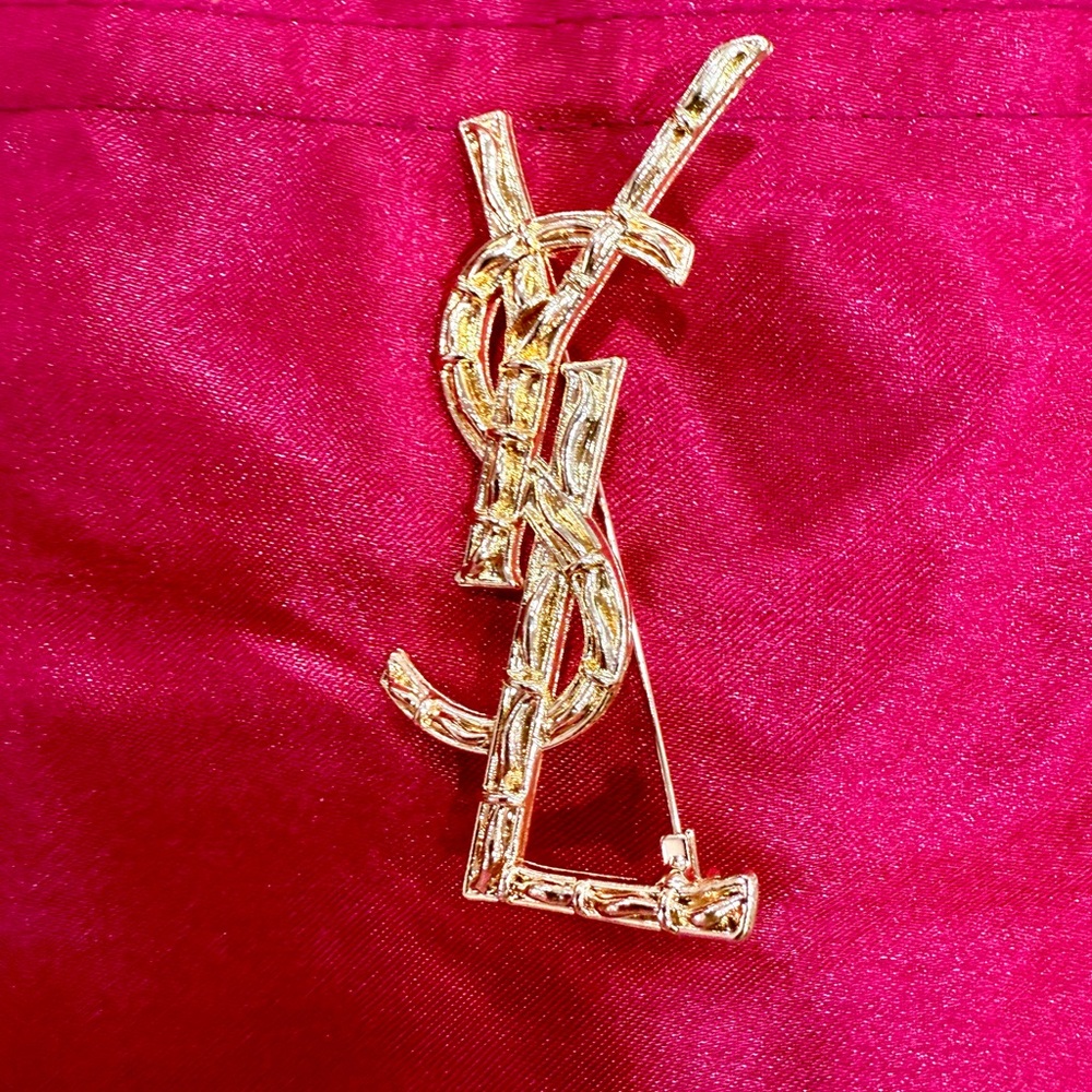Gold Designer Brooch for Women